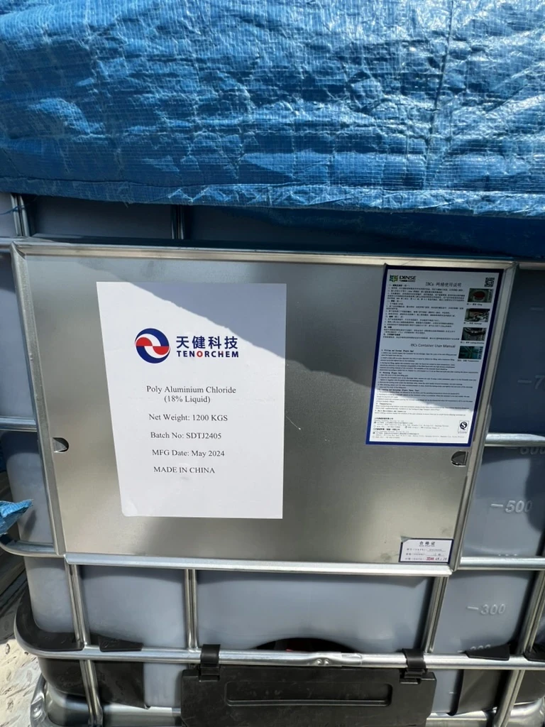 TENORCHEM drinking-water-grade liquid PAC in an IBC with an 18% liquid and 1200 kg net-weight label